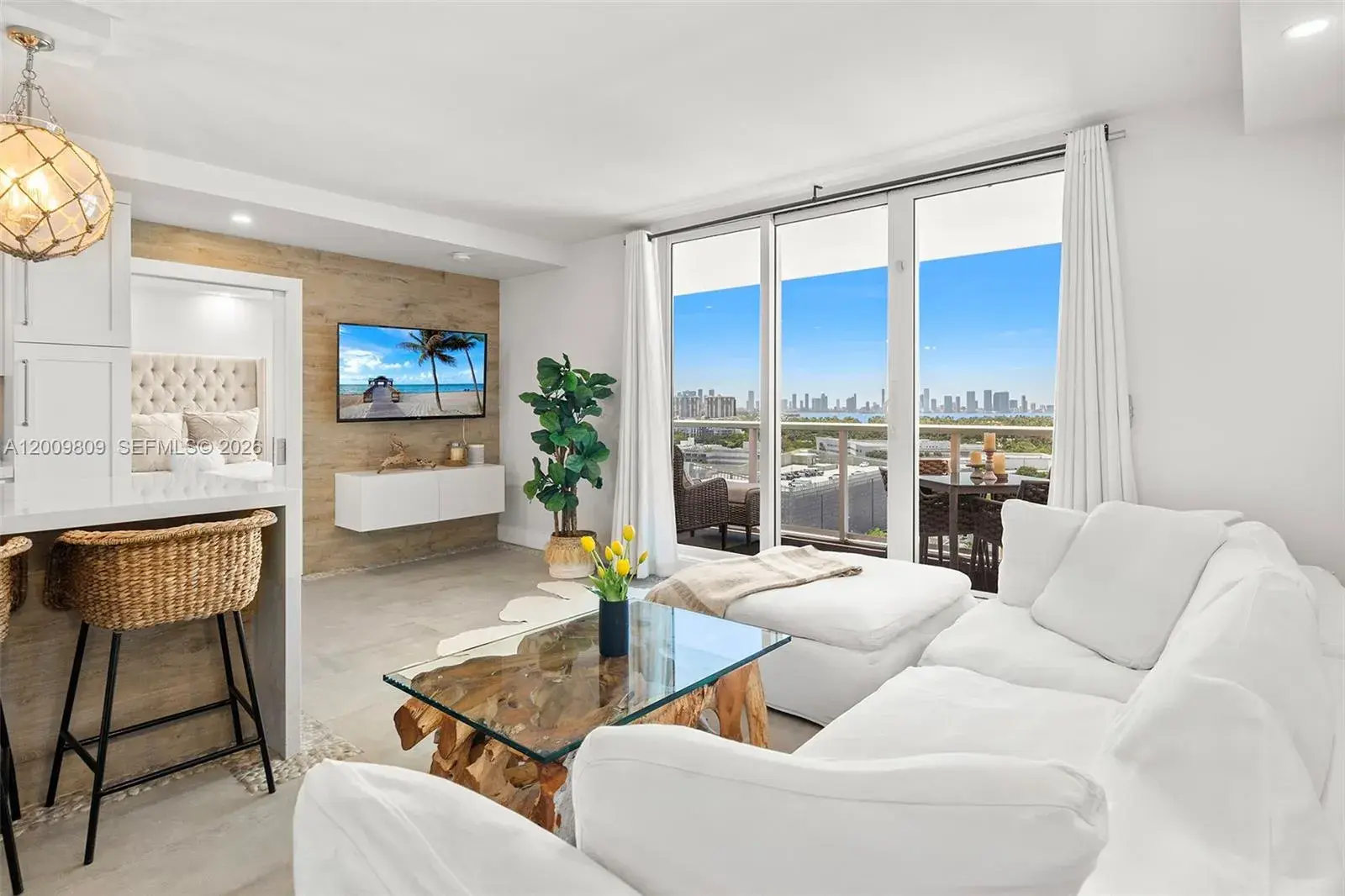 2 bedroom 2 bath Residential Lease for rent at 2301 Collins Ave # 1533, Miami Beach FL 33139