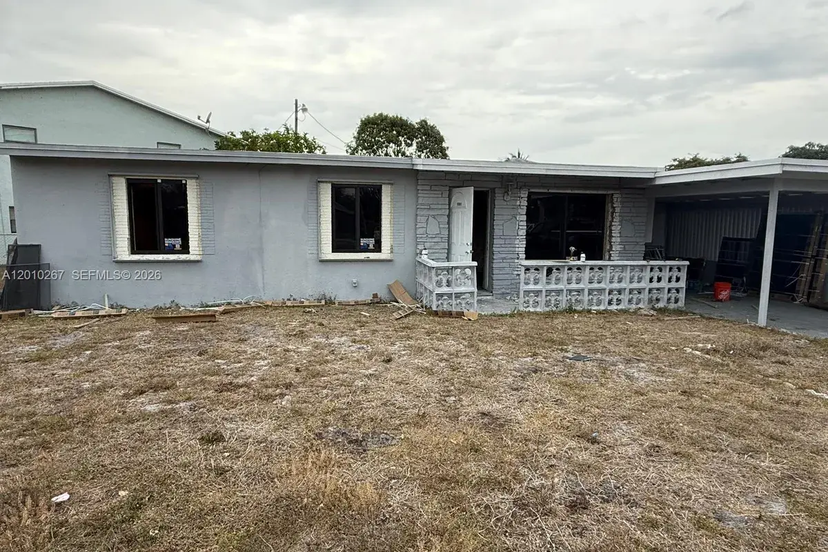 1501 NW 3rd Way, Pompano Beach FL 33060