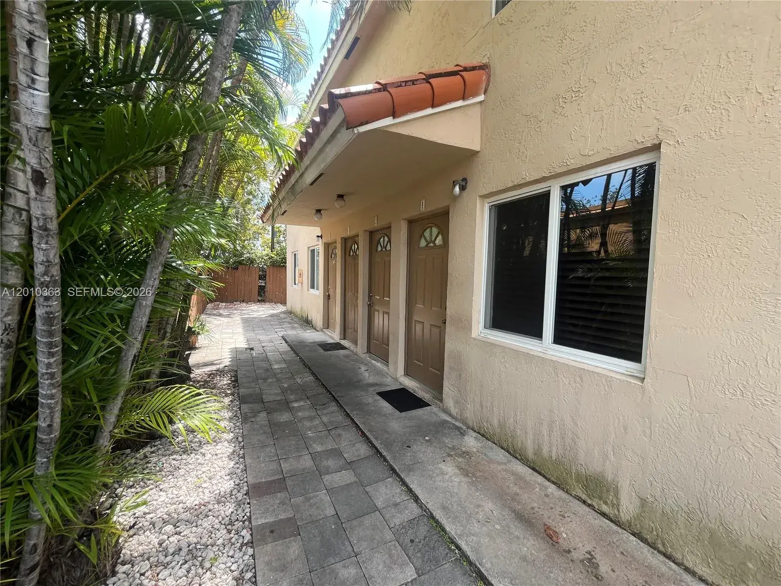 1419 SW 22nd Ave # 4, Miami FL 33145