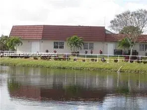 1 bedroom 1 bath Residential for sale at 20310 NE 2nd Ave # 5, Miami Gardens FL 33179