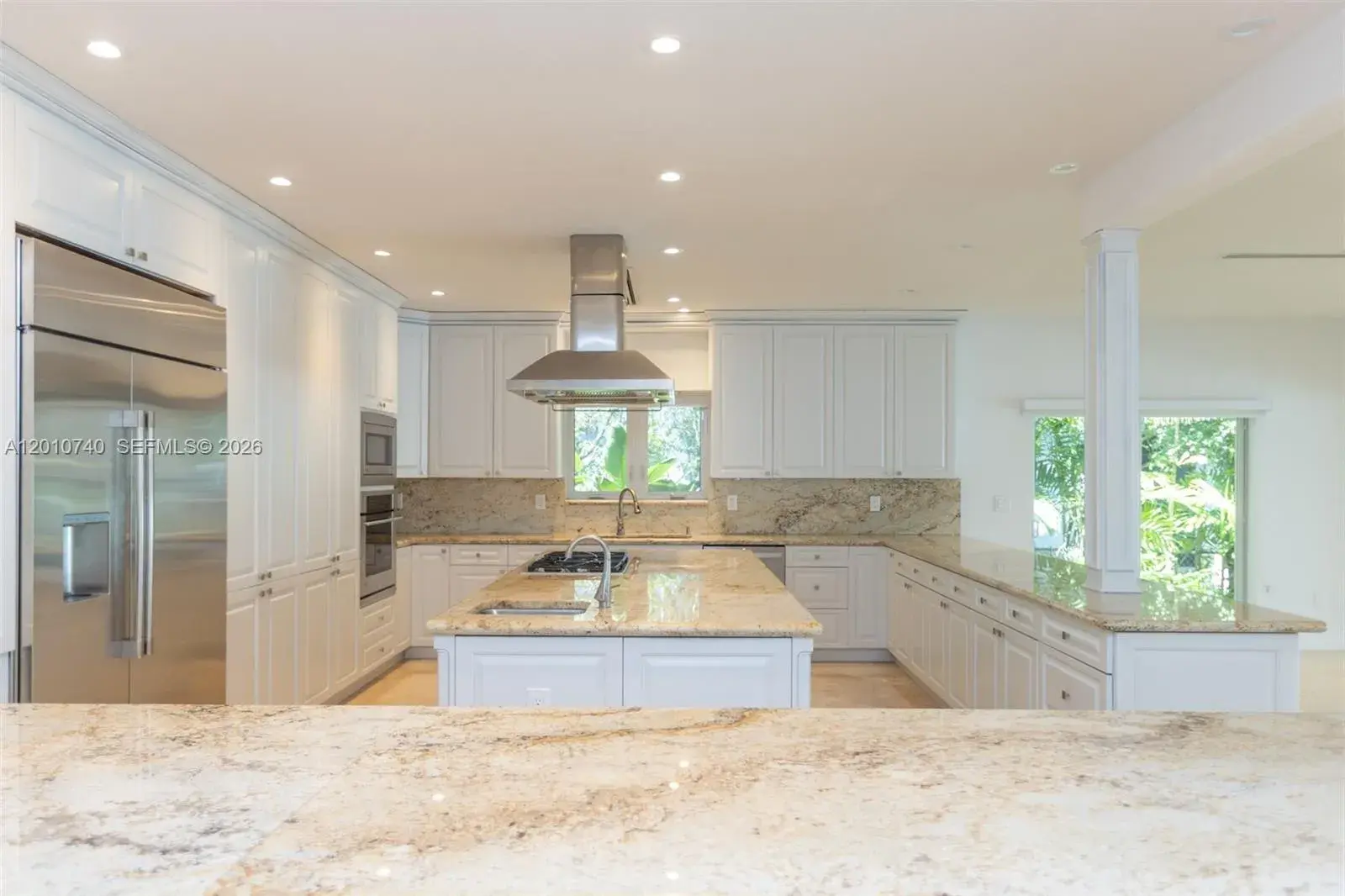 425 N Shore Dr, Miami Beach FL 33141