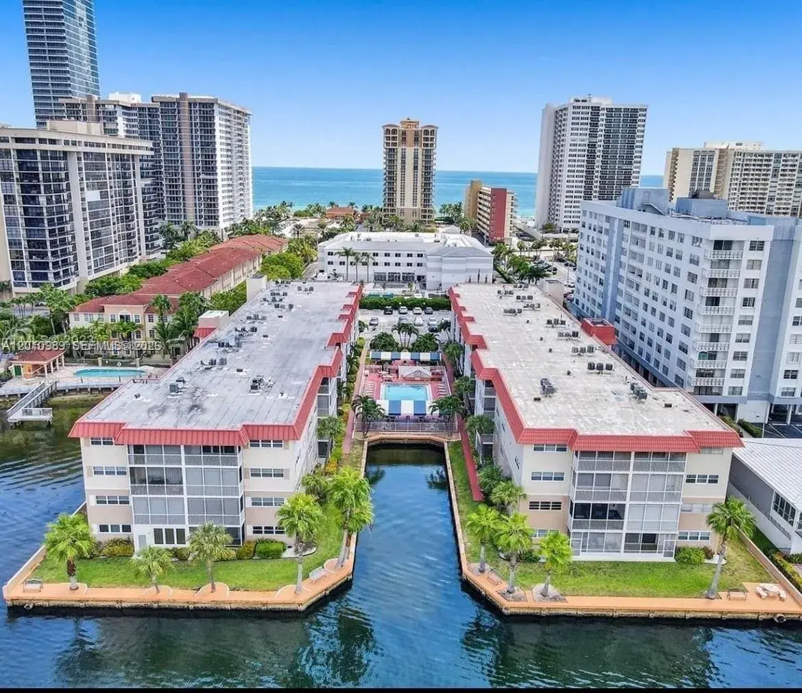 2 bedroom 2 bath Residential Lease for rent at 2097 S Ocean Dr # 305, Hallandale Beach FL 33009