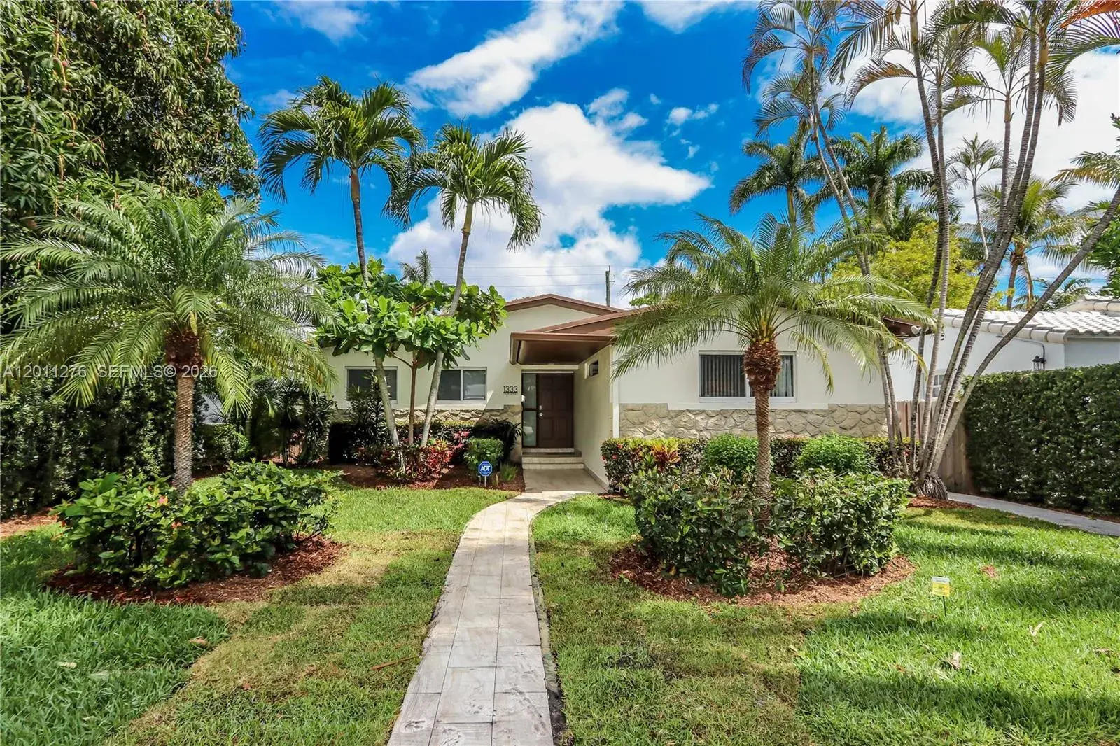 3 bedroom 2 bath Residential for sale at 1333 Tyler St, Hollywood FL 33019