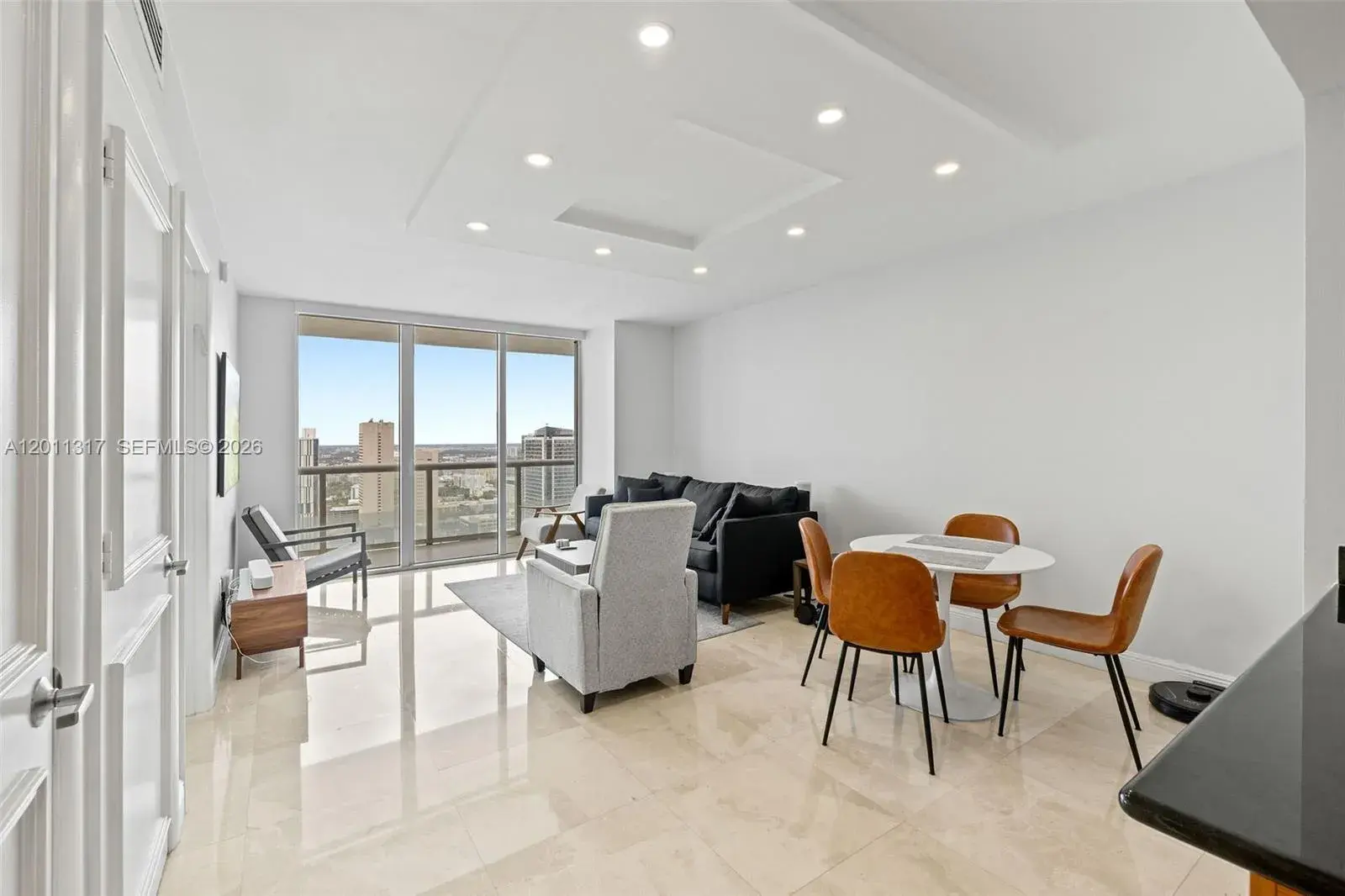 50 Biscayne Blvd # 4405, Miami FL 33132