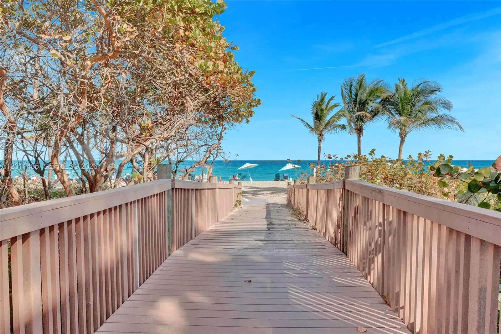1 bedroom 1 bath Residential for sale at 1201 S Ocean Dr # 609S, Hollywood FL 33019