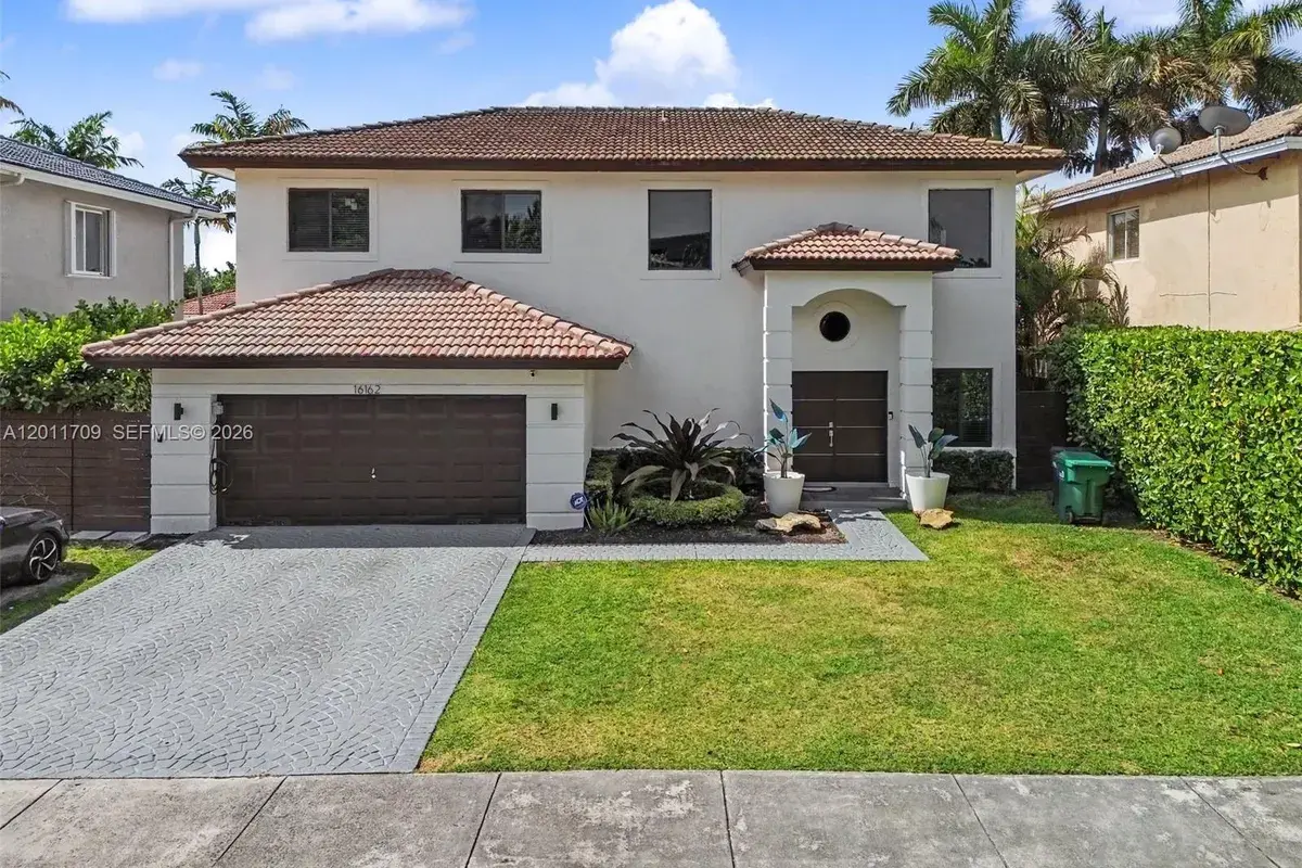 16162 SW 143rd St, Miami FL 33196