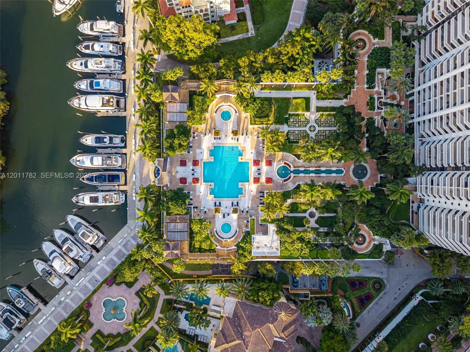 2 bedroom 2 bath Residential for sale at 2000 Island Blvd # 2503, Aventura FL 33160