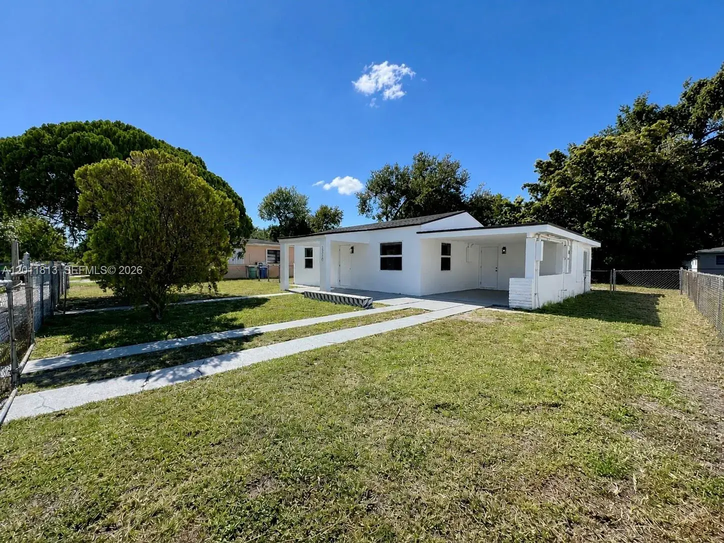 2370 NW 96th St, Miami FL 33147