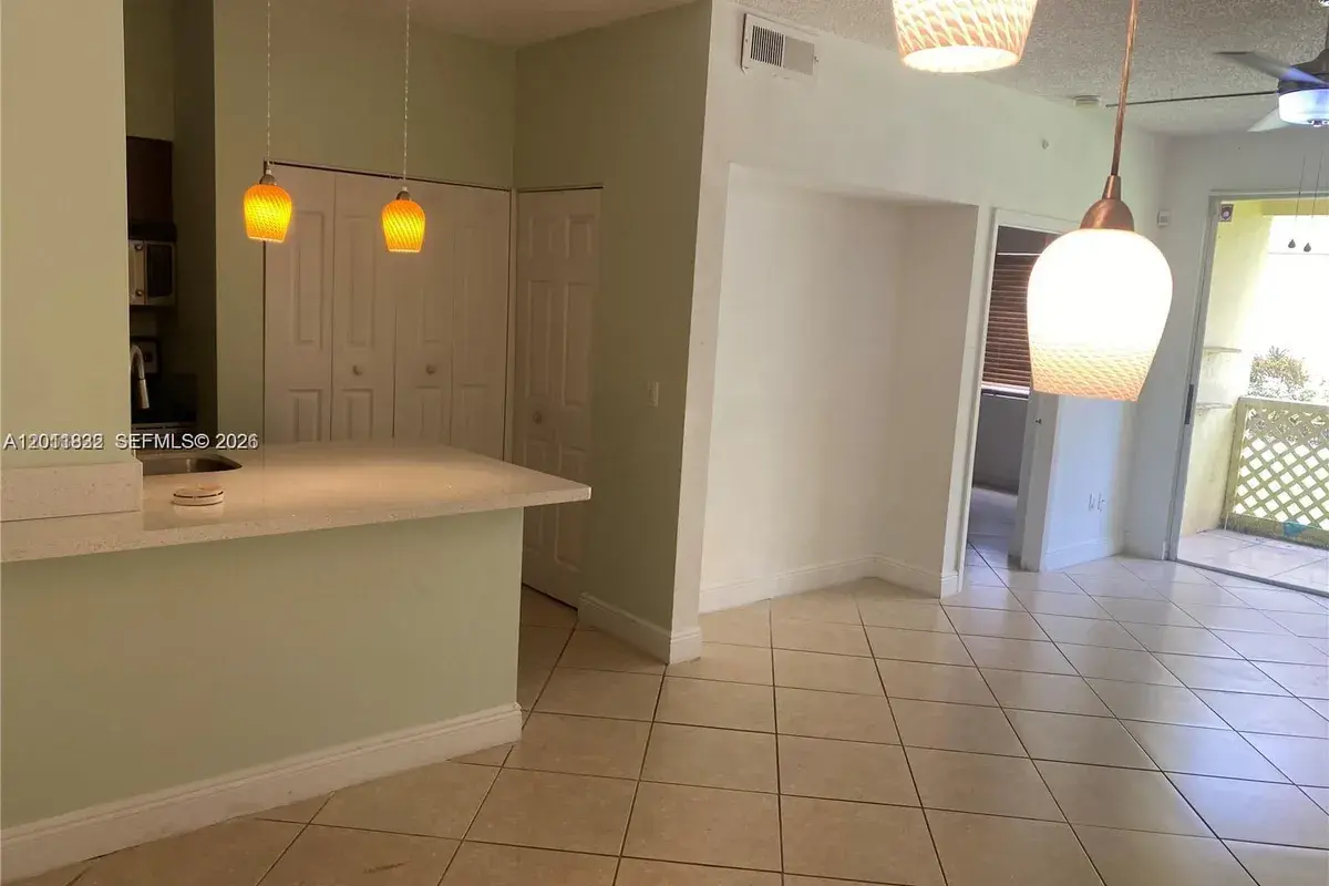18330 NW 68th Ave # G, Hialeah FL 33015