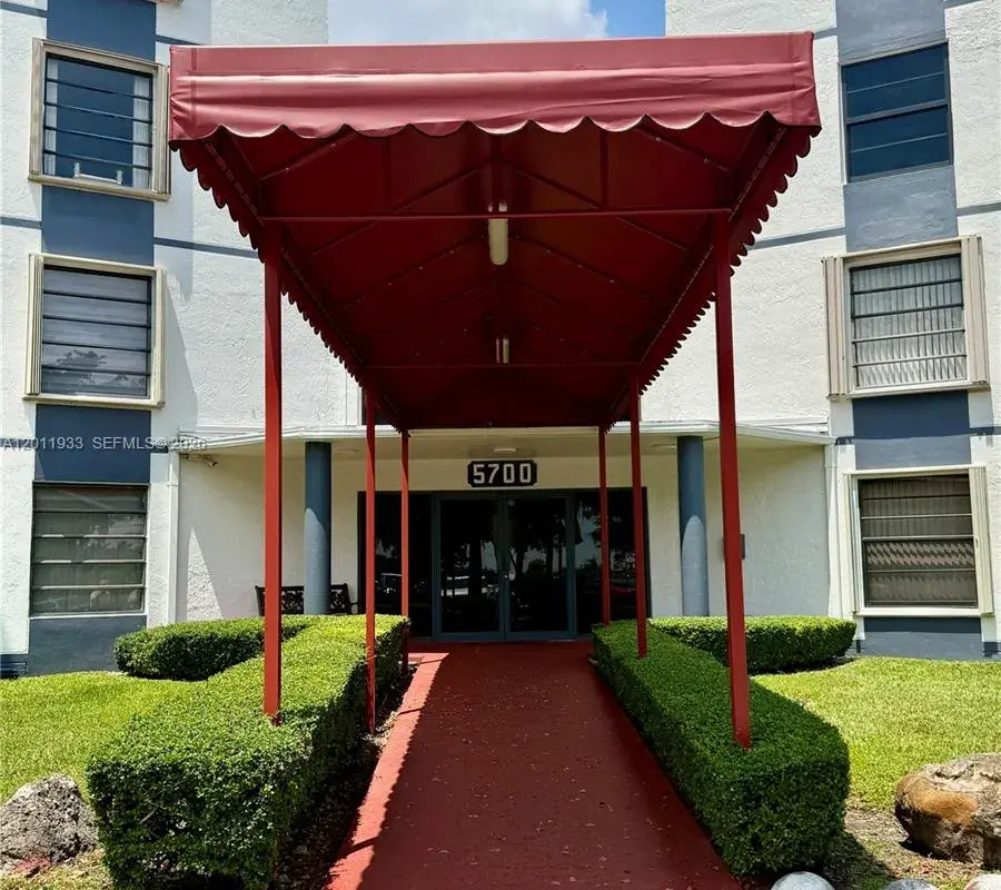 5700 SW 127th Ave # 1413, Miami FL 33183