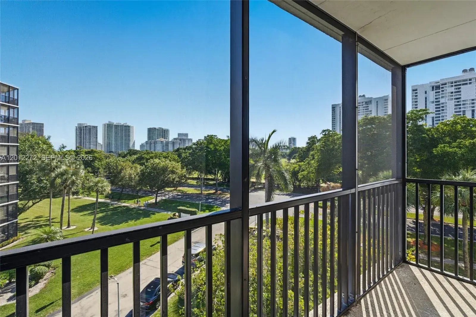 2 bedroom 2 bath Residential Lease for rent at 3401 N Country Club Dr # 519, Aventura FL 33180