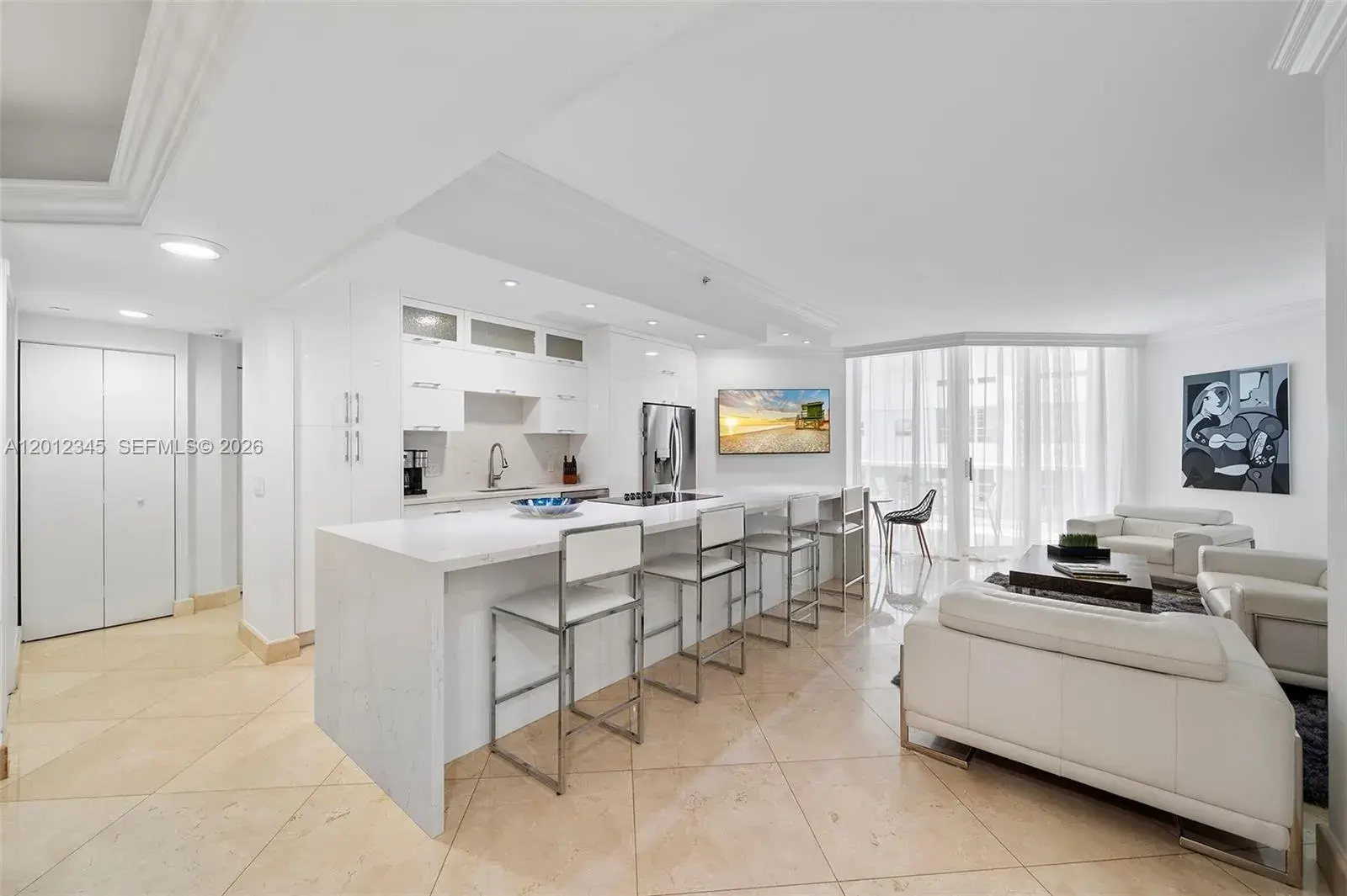 2 bedroom 2 bath for sale at 4775 Collins Ave # 1504, Miami Beach FL 33140