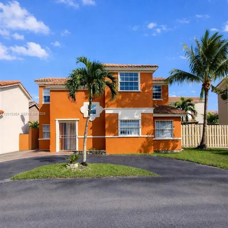1045 NW 126th Pl, Miami FL 33182