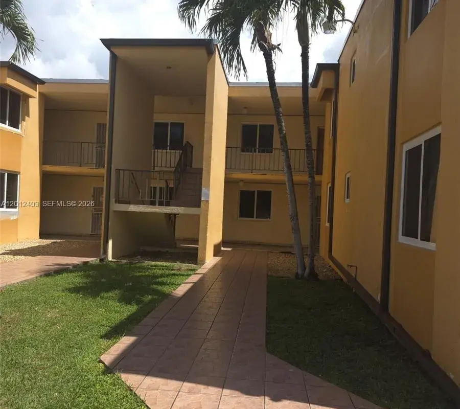 8990 SW 24th St # 19, Miami FL 33165
