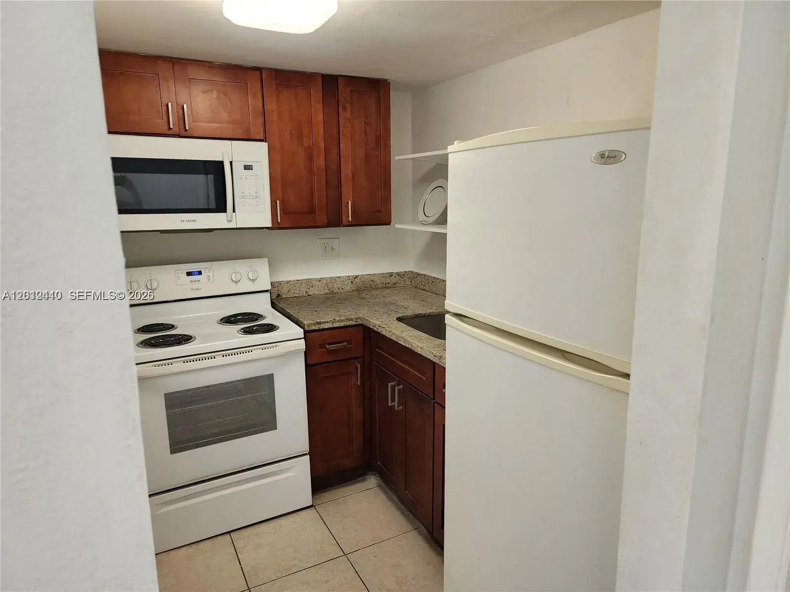241 SE 9th Ave # 103, Pompano Beach FL 33060