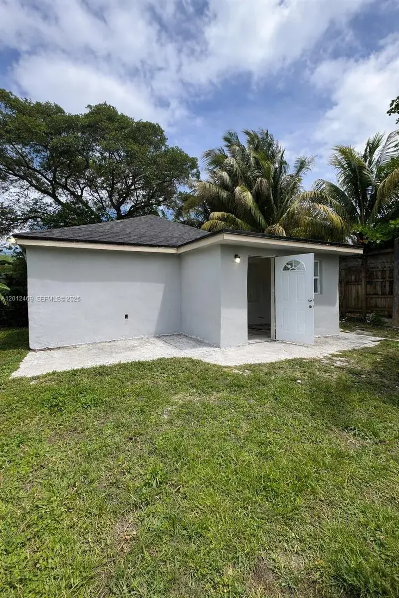 3 bedroom 2 bath Residential for sale at 1861 NW 112th St, Miami FL 33167