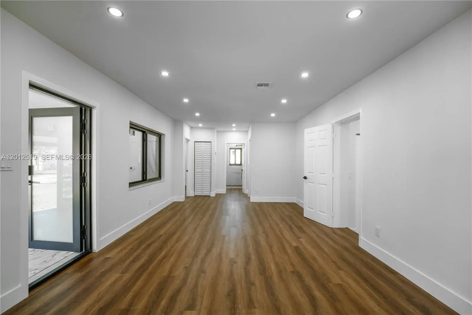 220 NW 144th St, Miami FL 33168