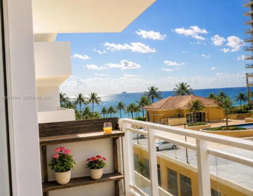 2 bedroom 2 bath Residential for sale at 2030 S Ocean Dr # 309, Hallandale Beach FL 33009