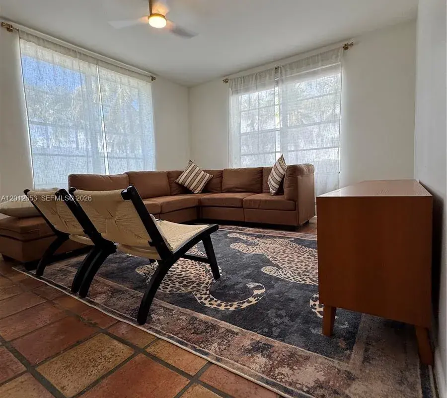 1460 Ocean Dr # 208, Miami Beach FL 33139