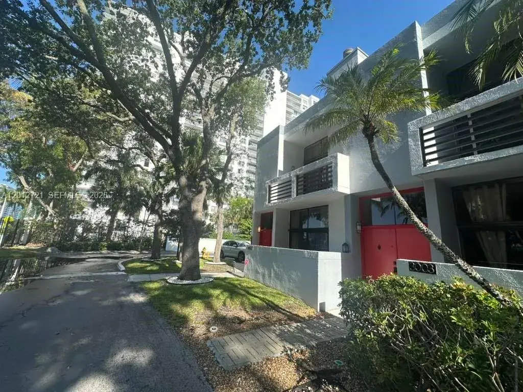 3 bedroom 2 bath Residential Lease for rent at 3003 NE 183rd Ln # 0, Aventura FL 33160