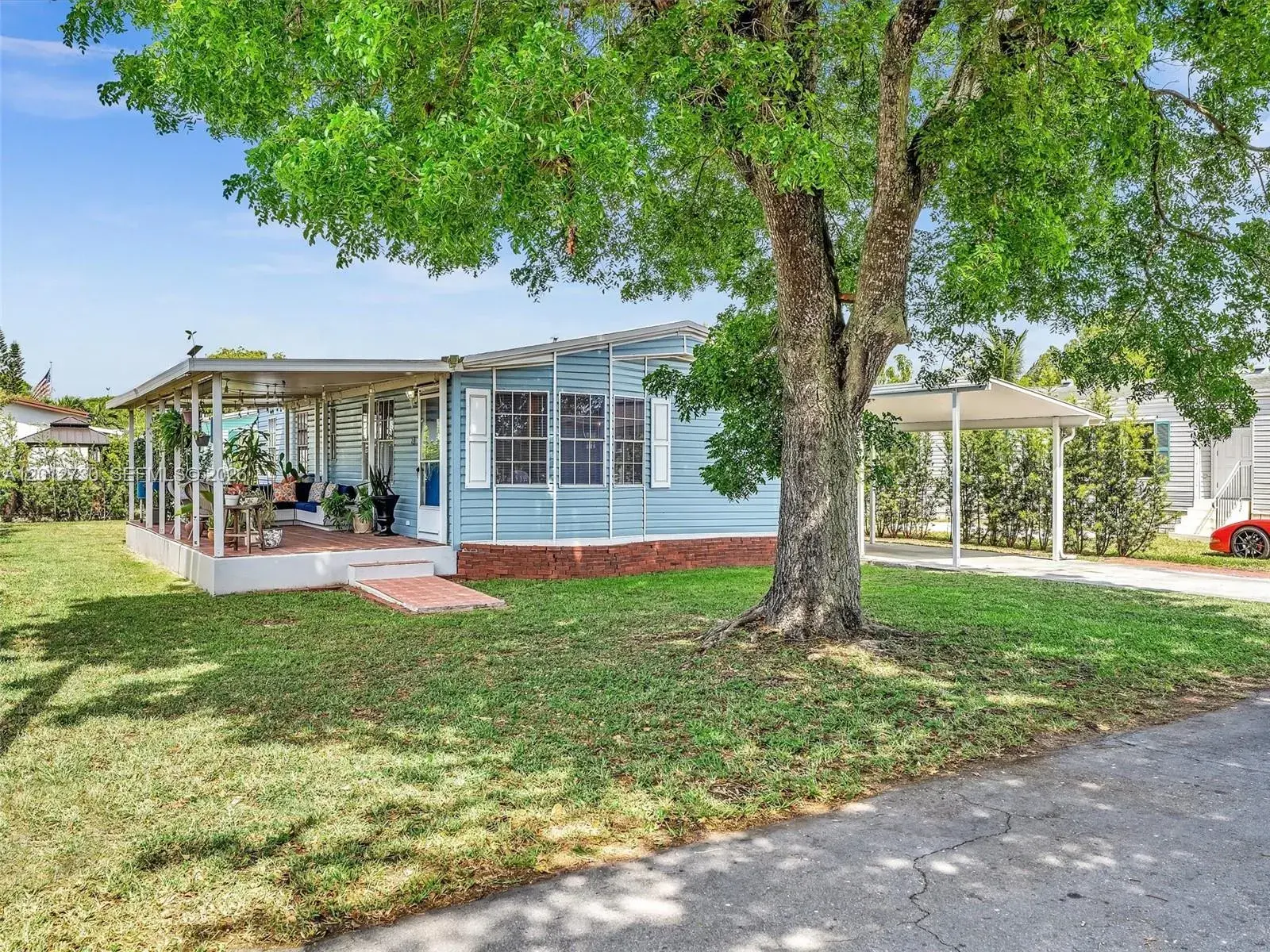 2 bedroom 2 bath Residential for sale at 19800 SW 180th Ave #80, Miami FL 33187