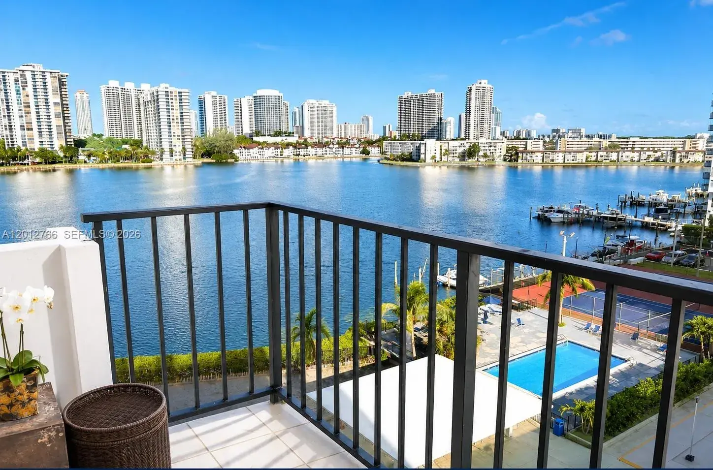 2780 NE 183rd St # 710, Aventura FL 33160