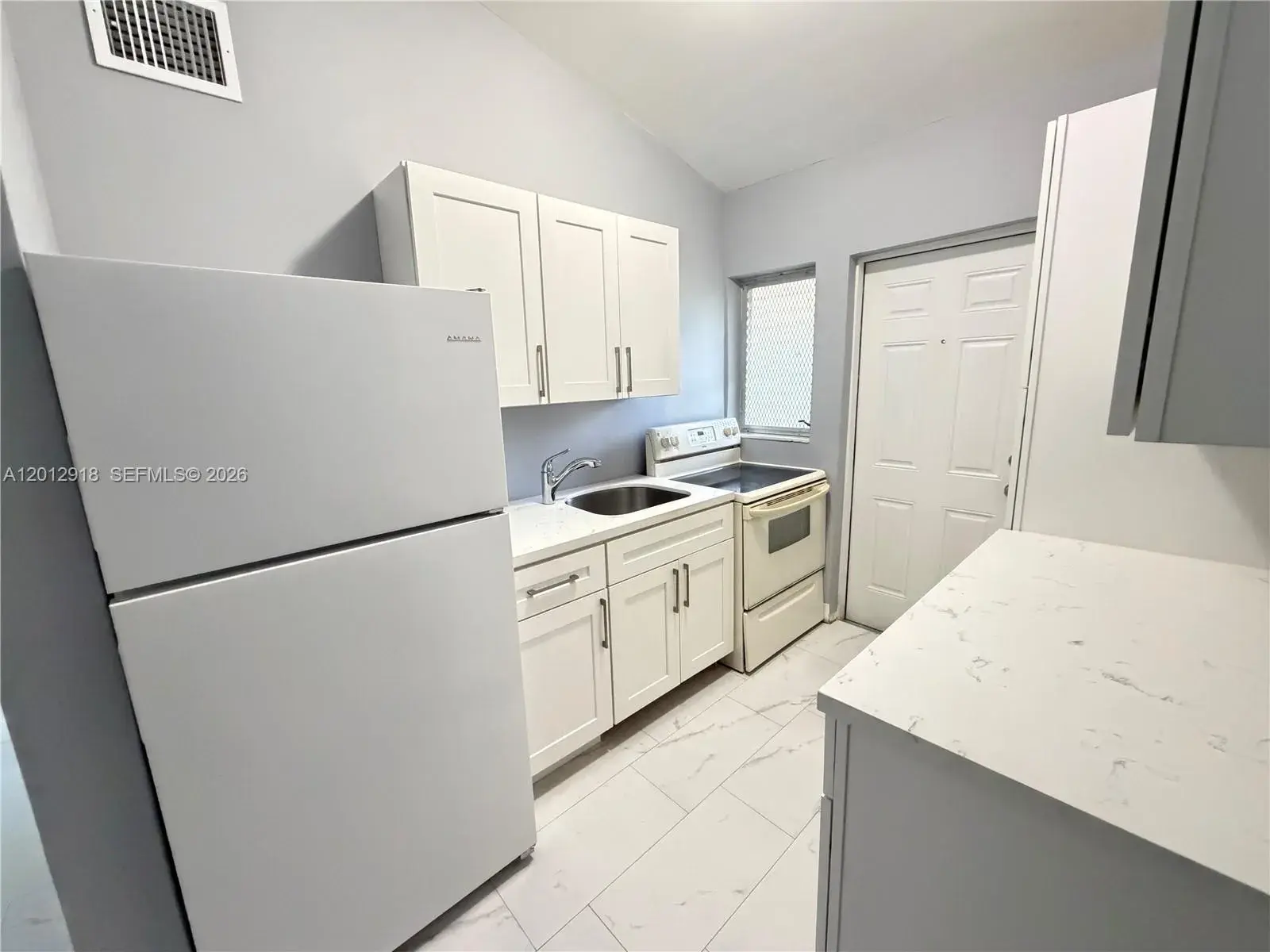 2 bedroom 1 bath Residential Lease for rent at 836 NW 12th Ter # 2, Fort Lauderdale FL 33311