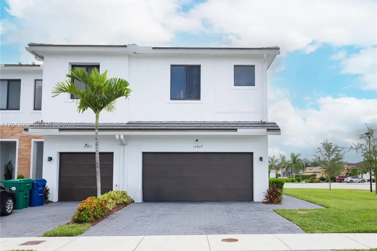 10807 SW 232nd Ter, Homestead FL 33032