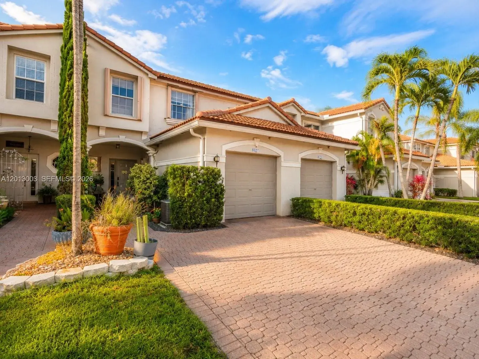3 bedroom 2 bath Residential for sale at 8327 Via Leonessa, Boca Raton FL 33433