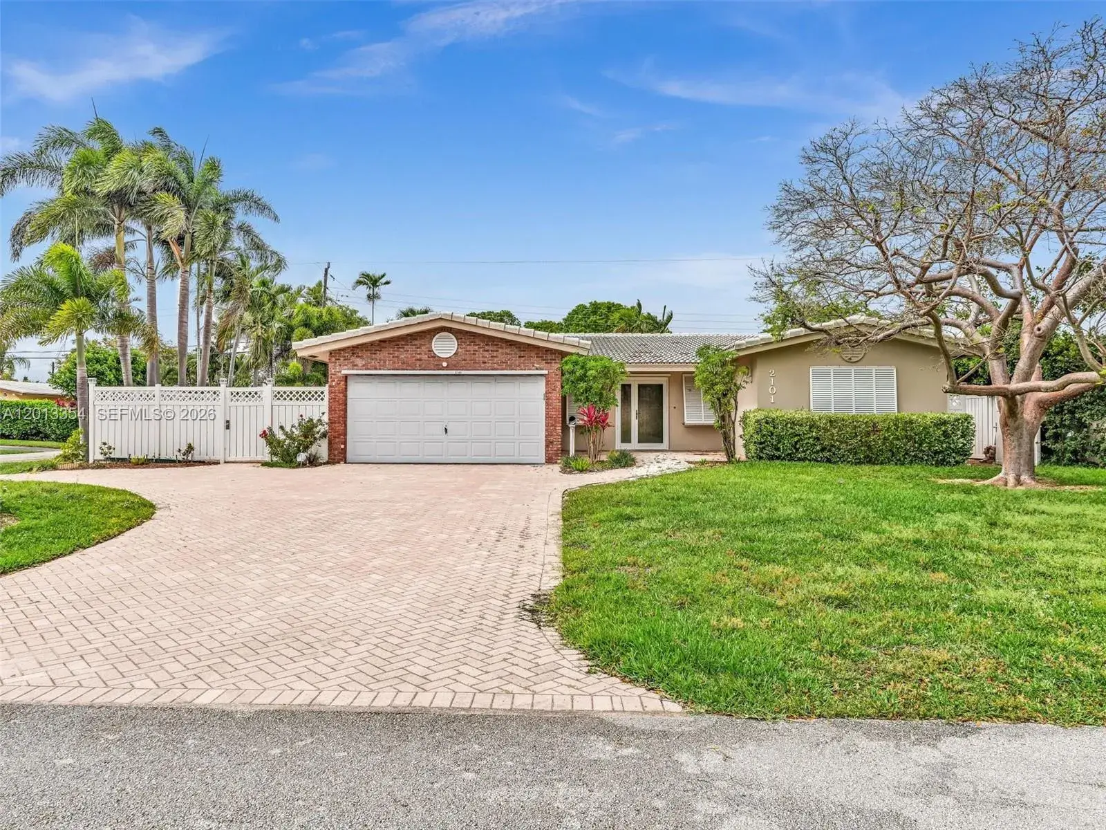 4 bedroom 3 bath Residential for sale at 2101 NE 54th Ct, Fort Lauderdale FL 33308