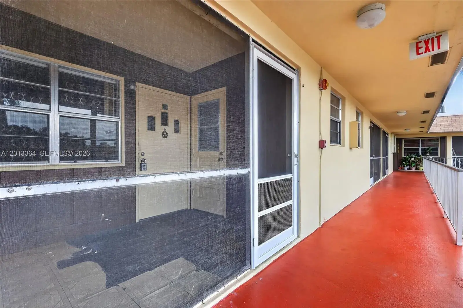 1 bedroom 1 bath Residential for sale at 2040 NW 81st Ave # 122, Pembroke Pines FL 33024