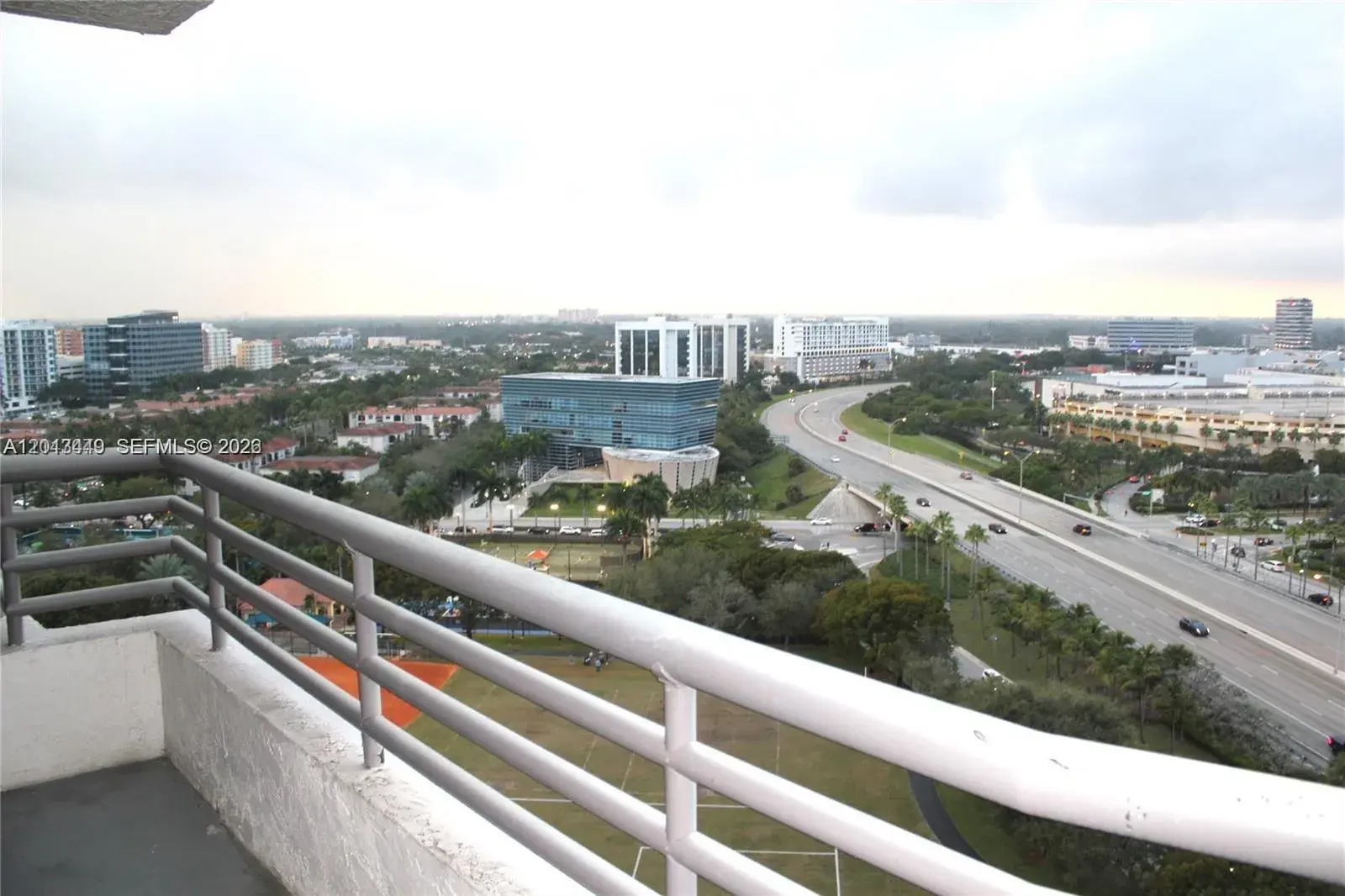 1 bedroom 2 bath Residential Lease for rent at 3300 NE 191st St # 1903, Aventura FL 33180