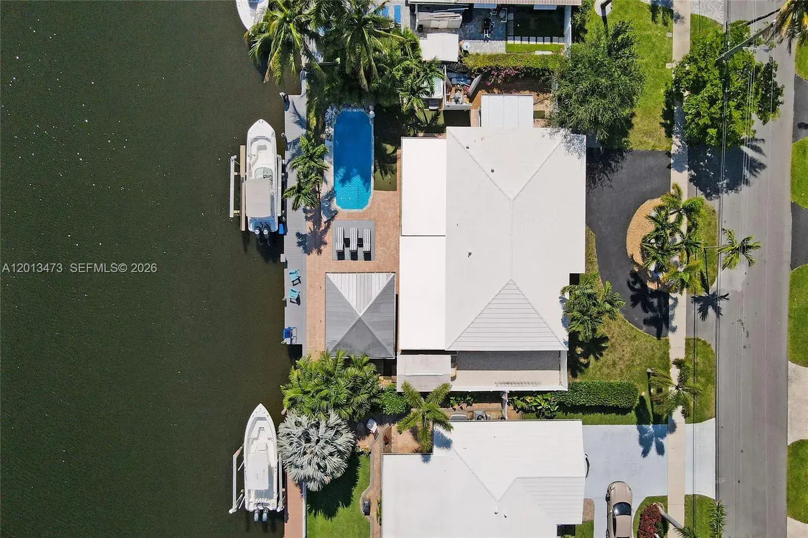200 SE 3rd St, Pompano Beach FL 33060
