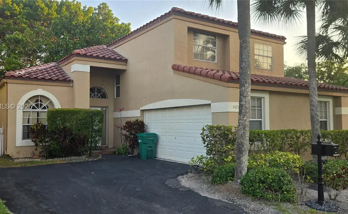 6470 NW 77th Pl, Parkland FL 33067