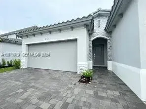 863 SE 26th Ter # 0, Homestead FL 33035