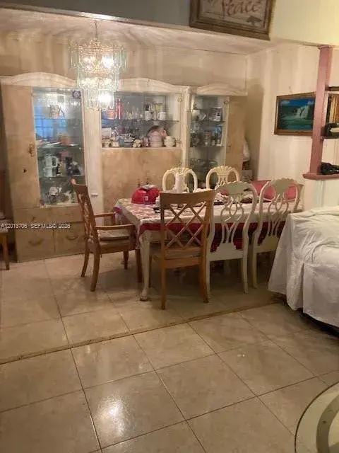 321 NW 145th St, Miami FL 33168