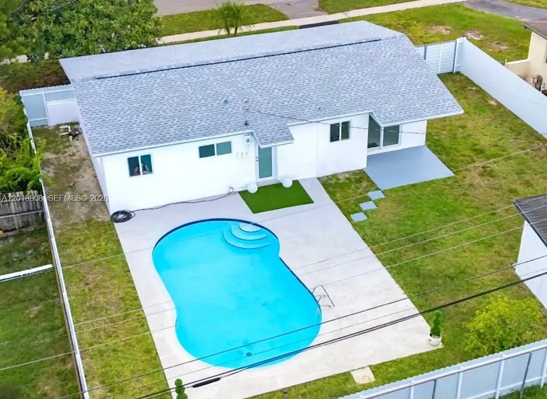 321 N 69th Ave, Hollywood FL 33024