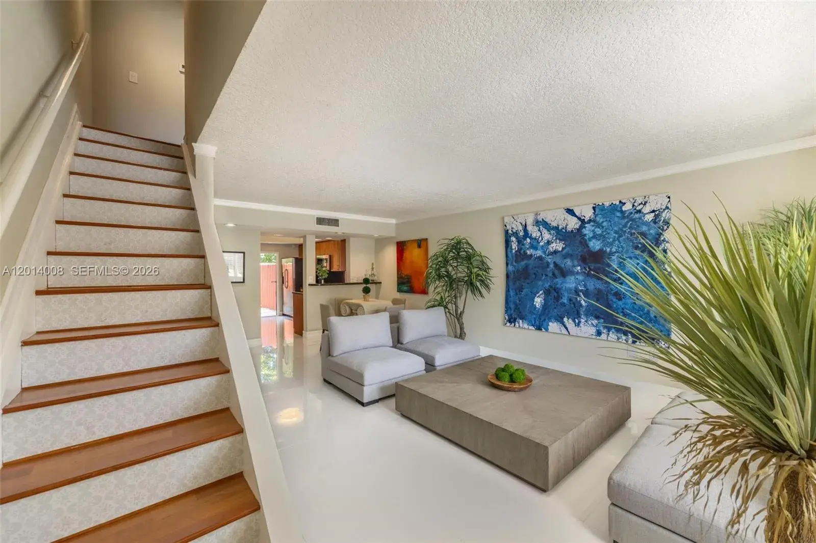 10122 SW 77th Ct, Miami FL 33156