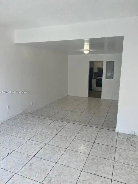 15153 NE 6th Ave # 10, Miami FL 33162