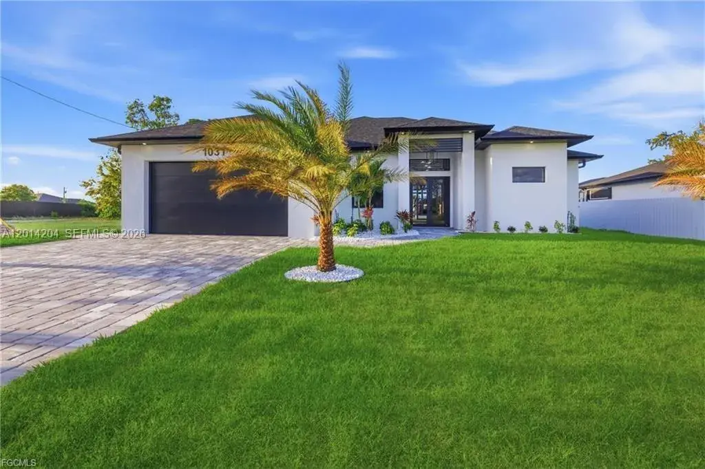 1031 SW 1st TER, Cape Coral FL 33991