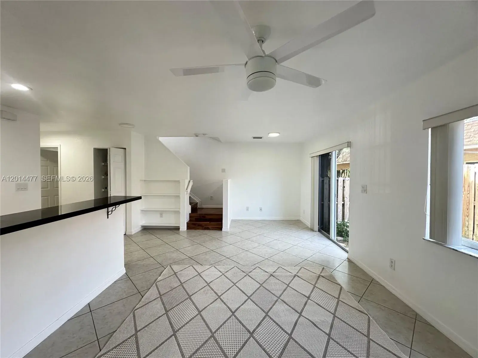 2 bedroom 2 bath Residential Lease for rent at 324 NE 3rd St # D, Hallandale Beach FL 33009