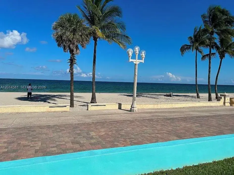 3400 N Surf Rd # 1, Hollywood FL 33019