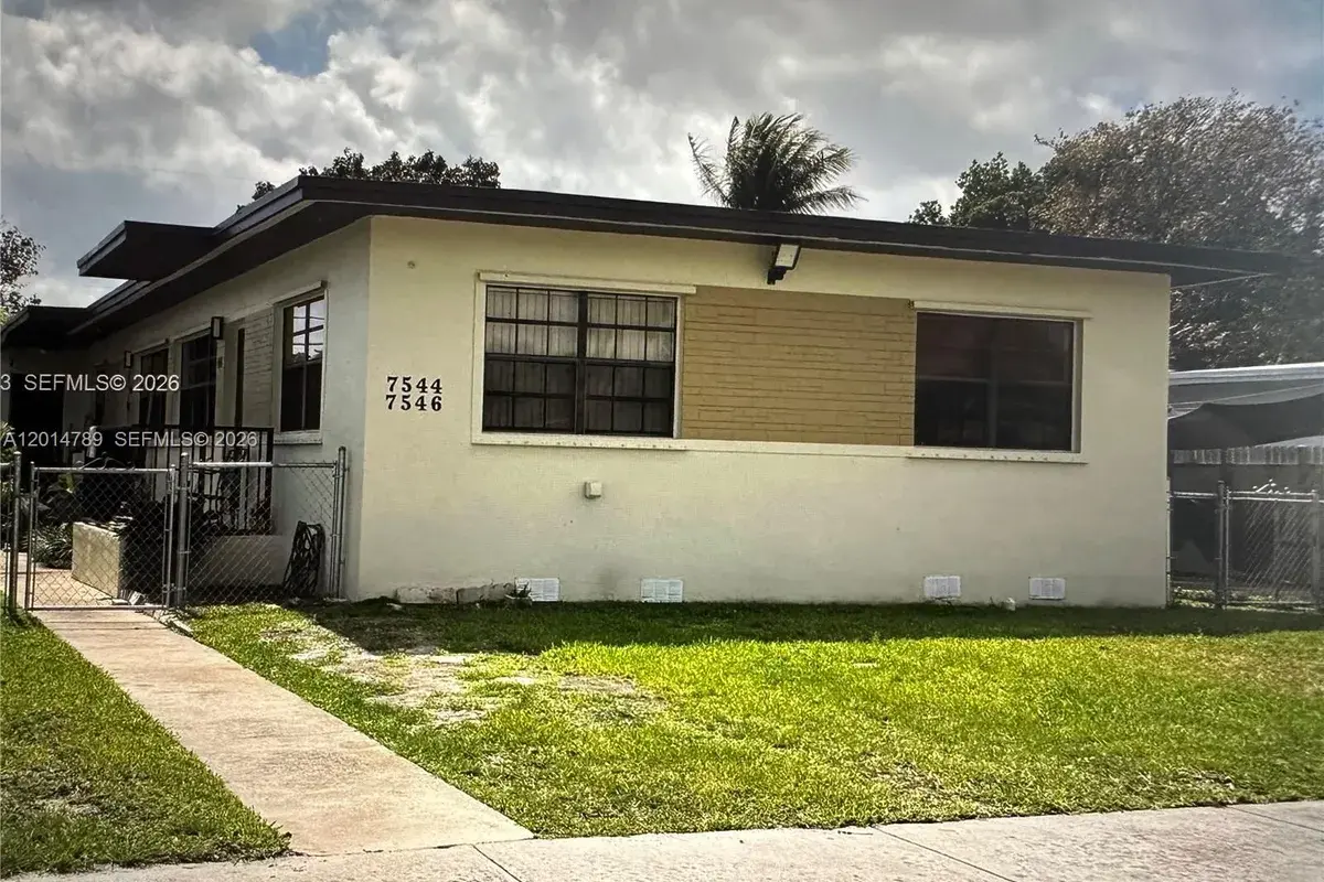 7546 NW 2nd Ter, Miami FL 33126