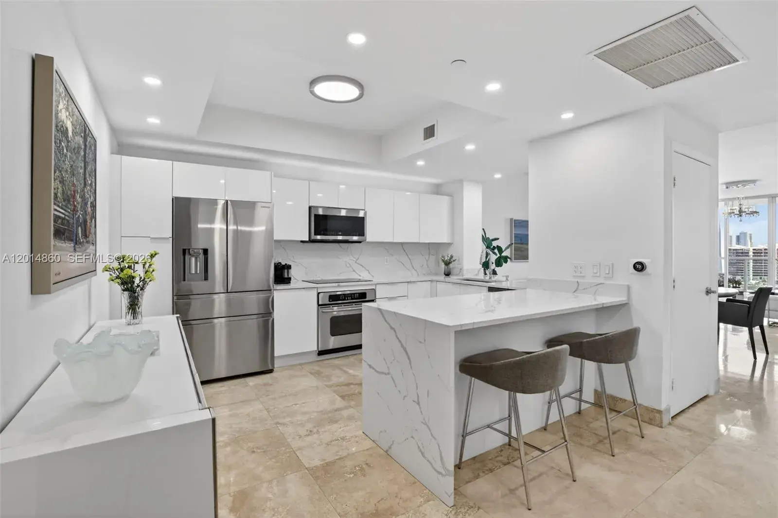 3 bedroom 3 bath Residential for sale at 3330 NE 190th St # 1817, Aventura FL 33180
