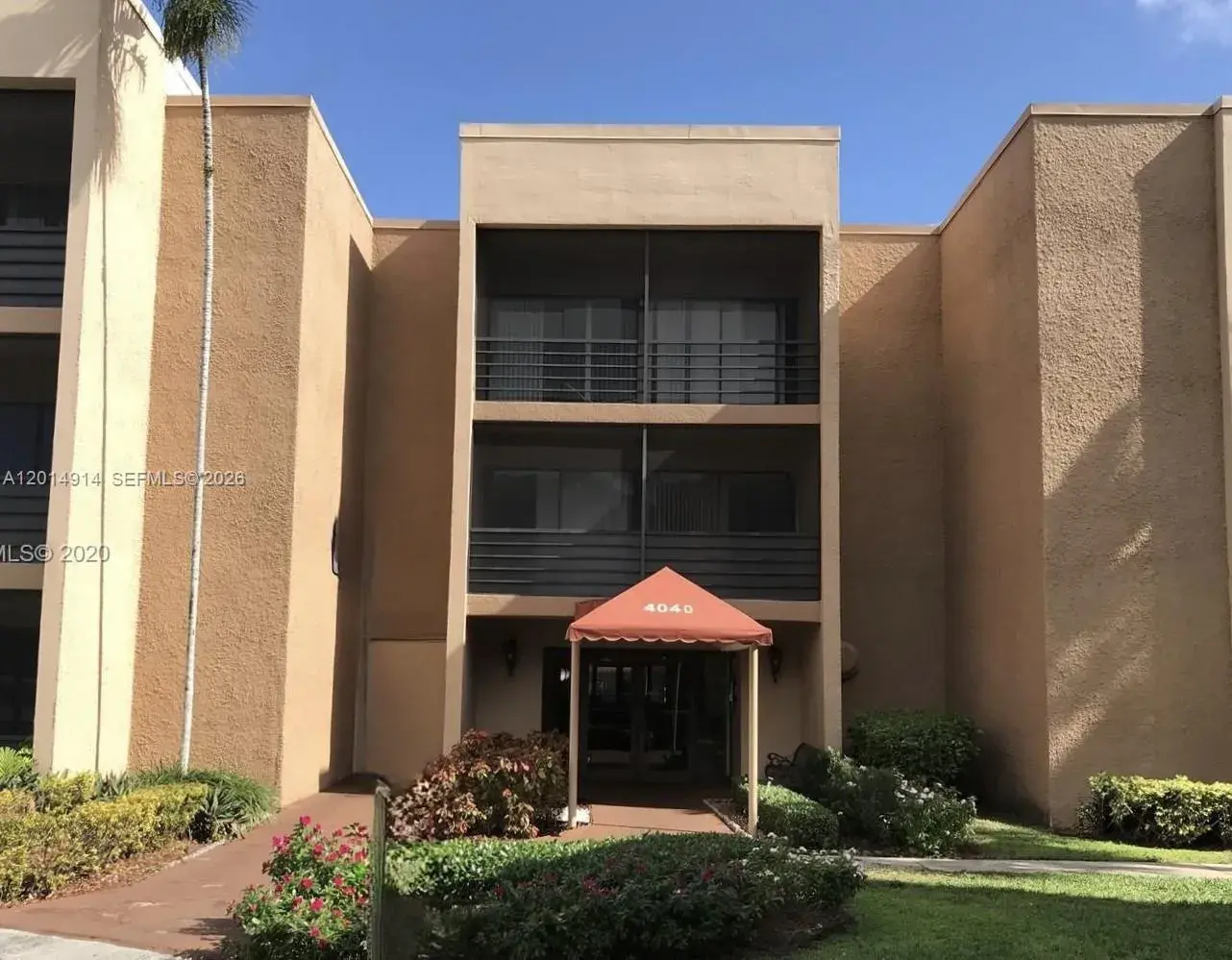 1 bedroom 1 bath Residential for sale at 4040 N Hills Dr # 20, Hollywood FL 33021