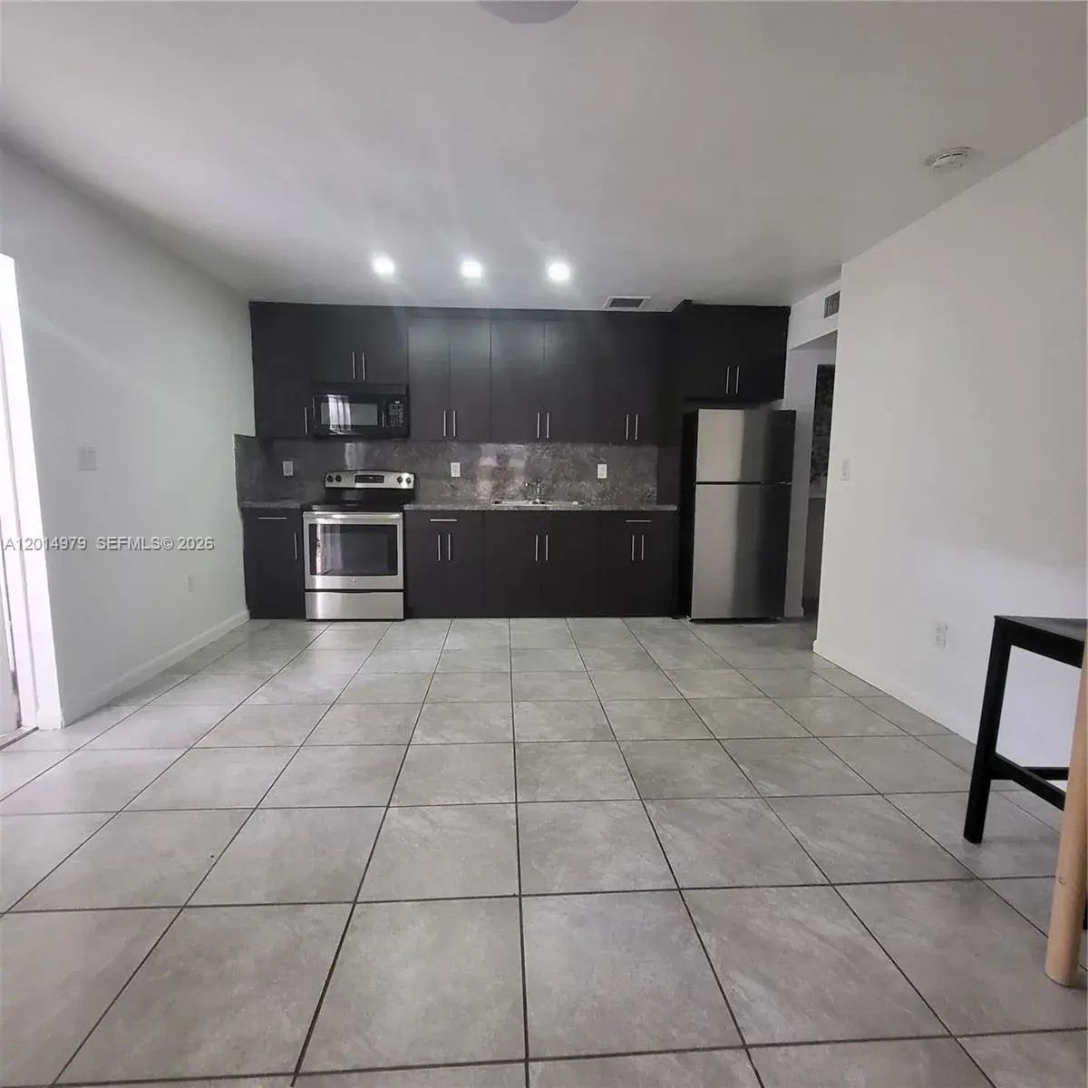 1 bedroom 1 bath Residential Lease for rent at 315 NW 59th St # 2, Miami FL 33127