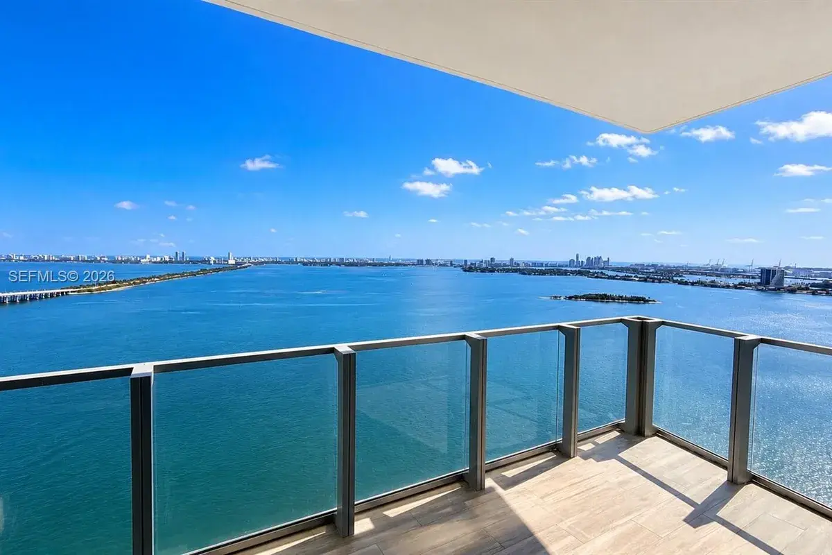 2900 NE 7th Ave # 3207, Miami FL 33137