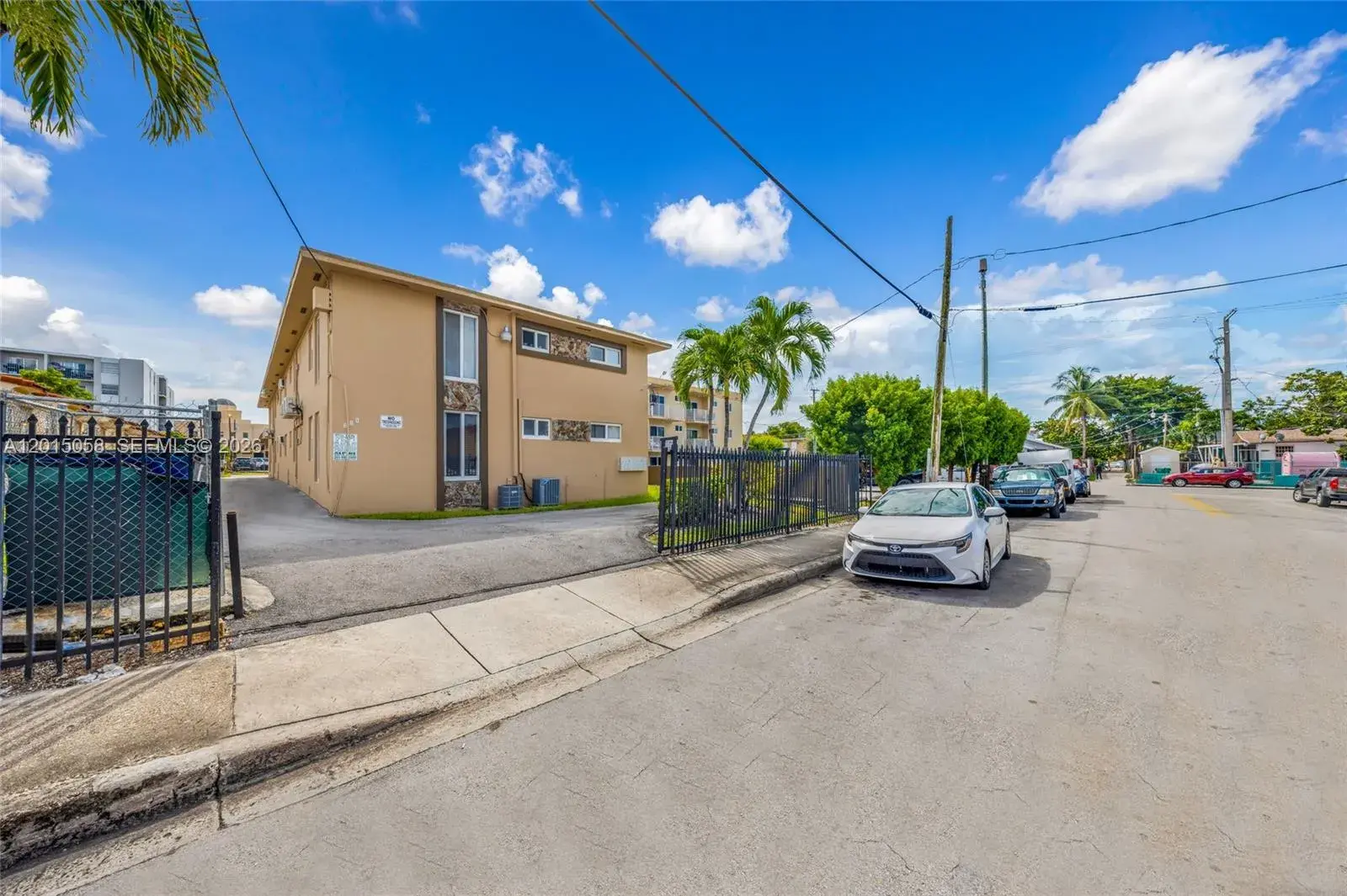 for sale at 225 SW 18th Ave, Miami FL 33135