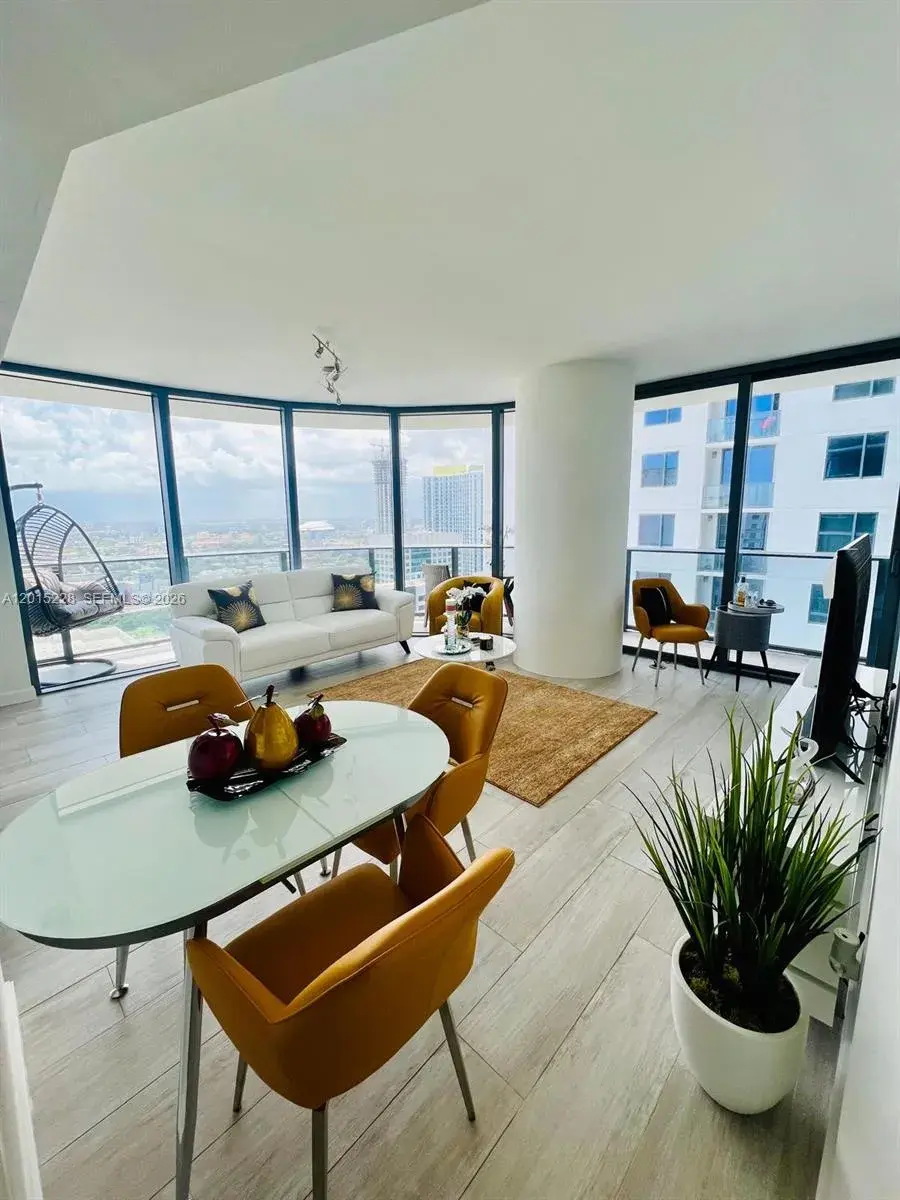 2 bedroom 2 bath Residential for sale at 55 SW 9th St # 3308, Miami FL 33130