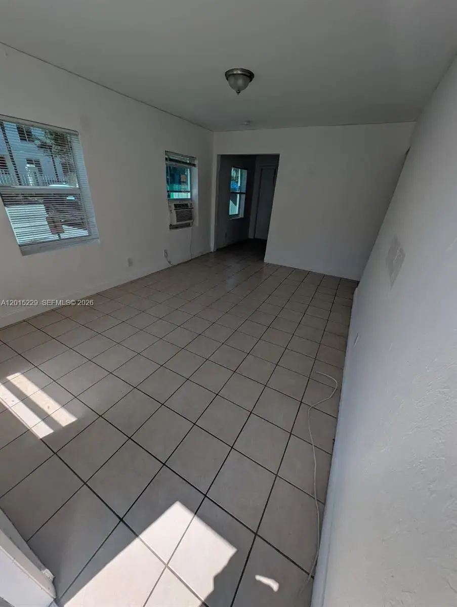 2 bedroom 2 bath Residential Lease for rent at 2316 Madison St # 31, Hollywood FL 33020